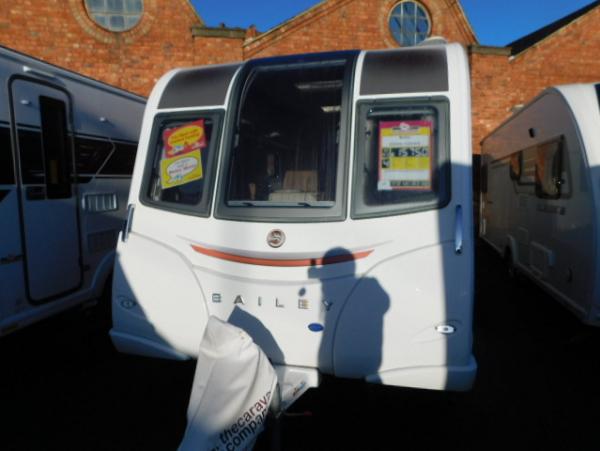 2015 Bailey Unicorn Valencia With Motor Mover Caravan