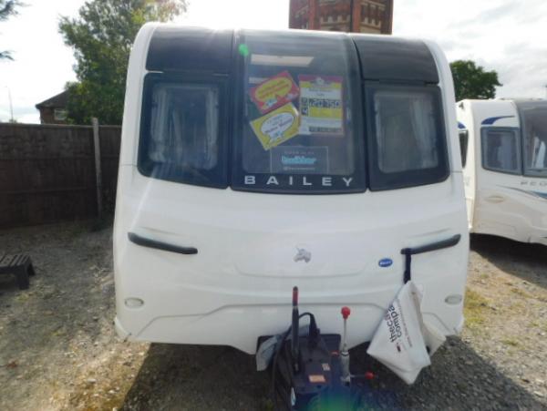 2018 Bailey Unicorn Cadiz With Fitted Motor Mover Caravan